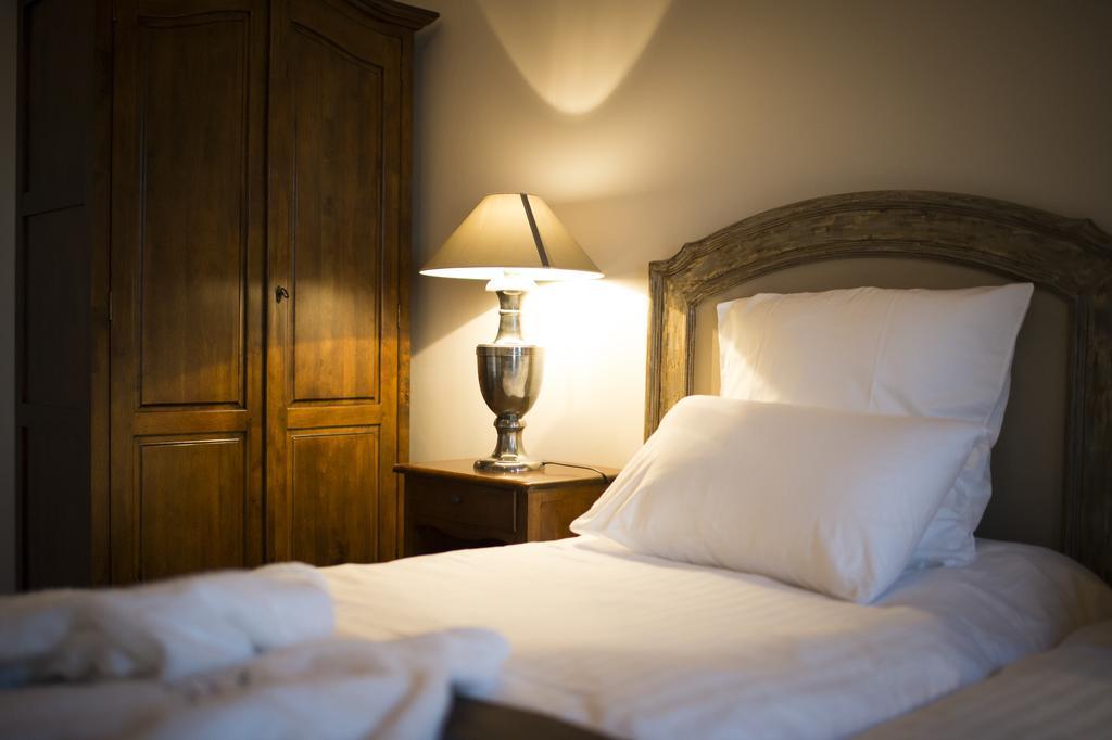 Aux Charmes De 2* Maintenon